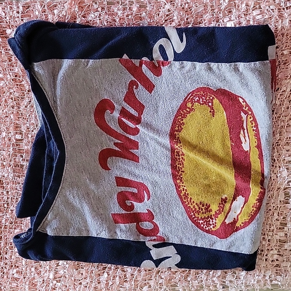 uniqlo t shirt, m and red/yellow